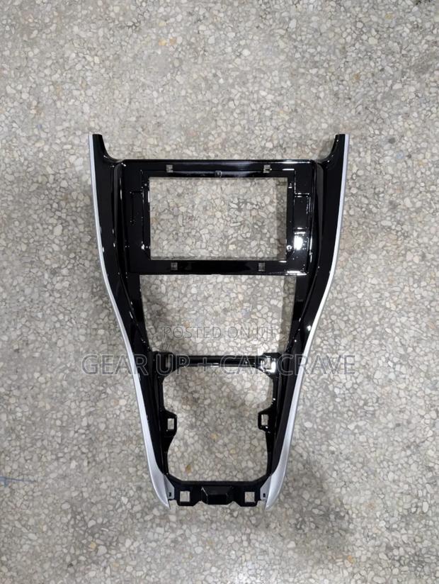 Toyota Harrier Radio 10 Inch Console