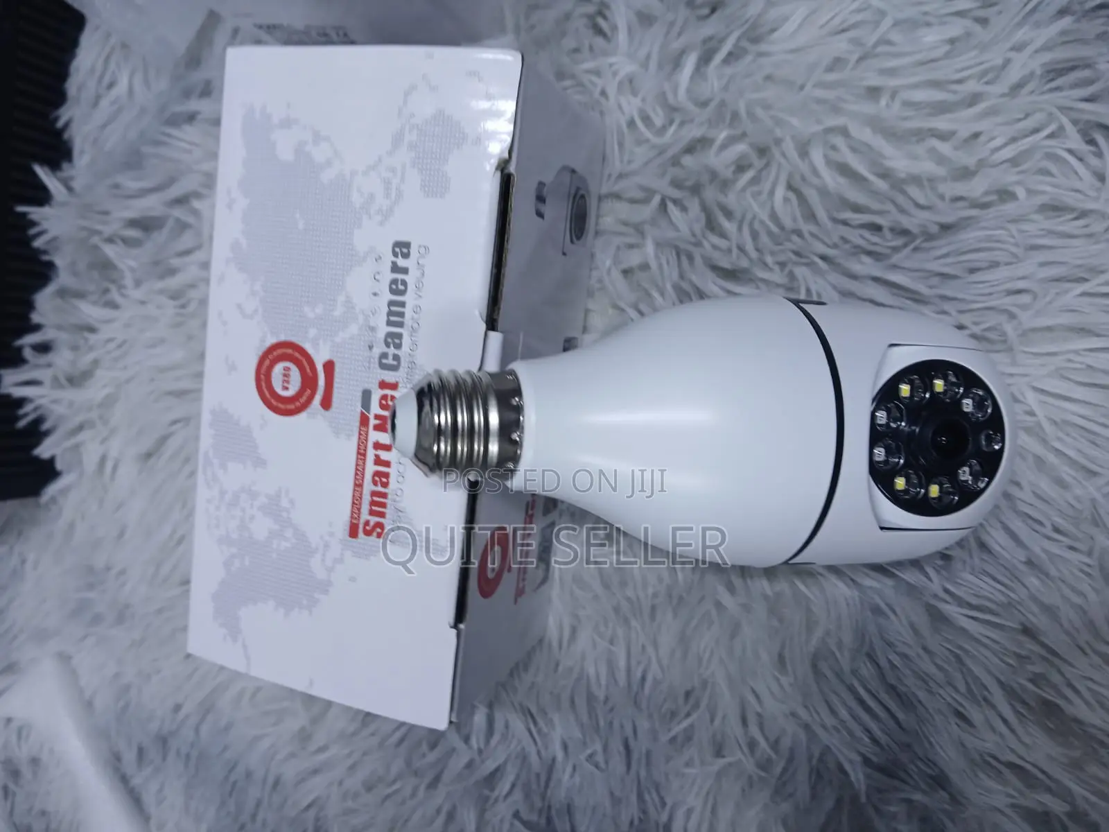 Single Lens Bulb PTZ Wifi Wireless Camera V380 App