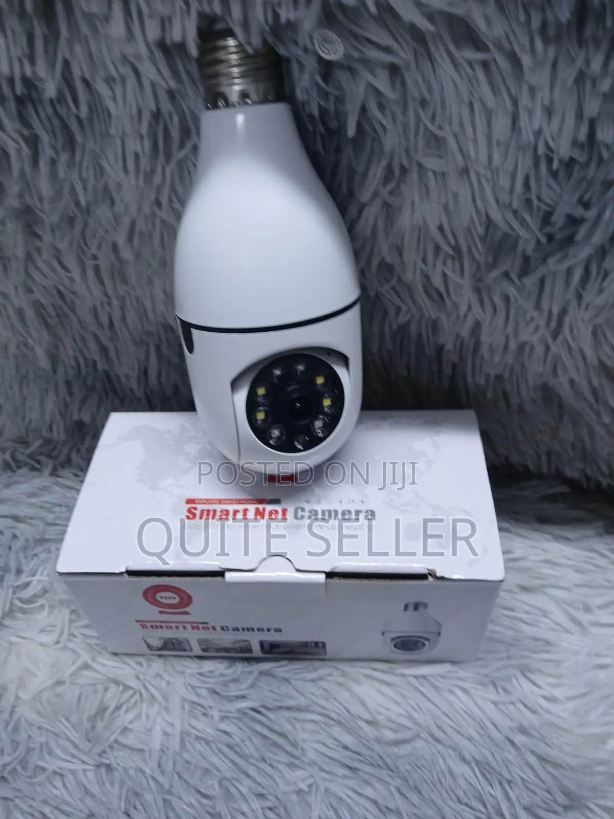 Wifi Connectivity Single Lens Bulb PTZ Camera V380 App