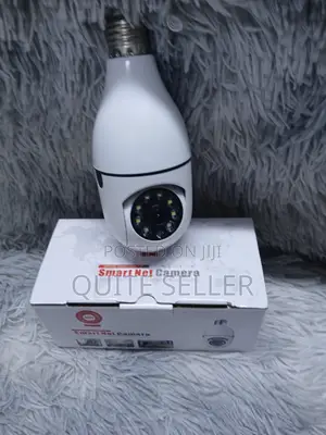 Wifi Connectivity Single Lens Bulb PTZ Camera V380 App