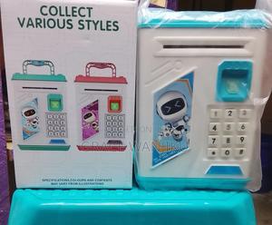 *Robot Piggybank - thumbnail 2