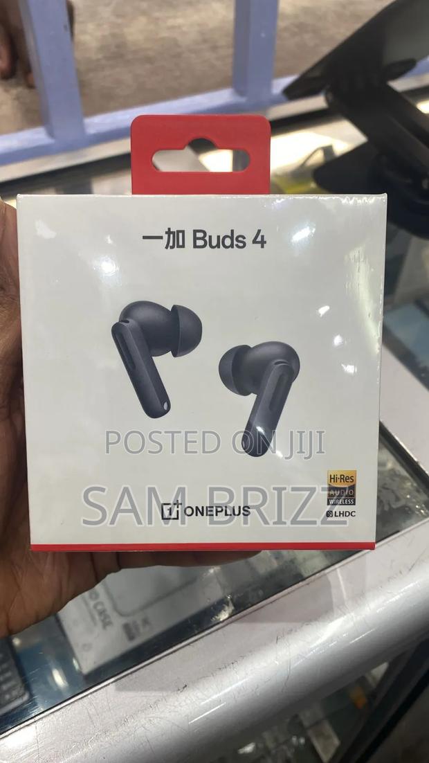 Oneplus Buds 4 - main view