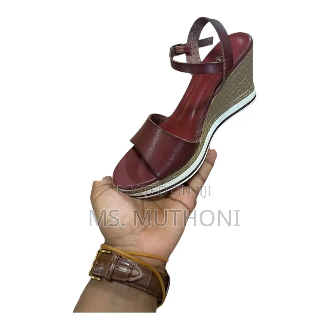 Ladies Wipe N Go Wedges