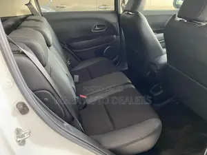 Honda Vezel 2018 White