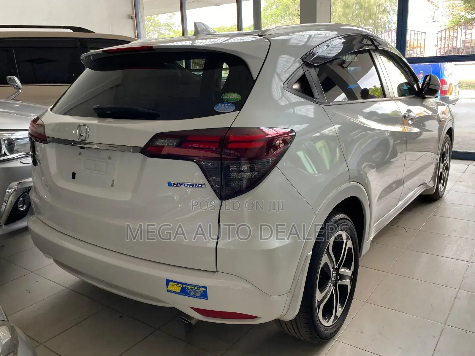 Honda Vezel 2018 White