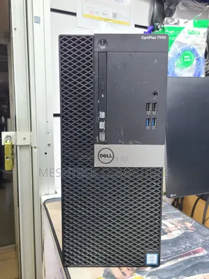Desktop Computer Dell OptiPlex 7040 8GB Intel Core I7 SSD 256GB