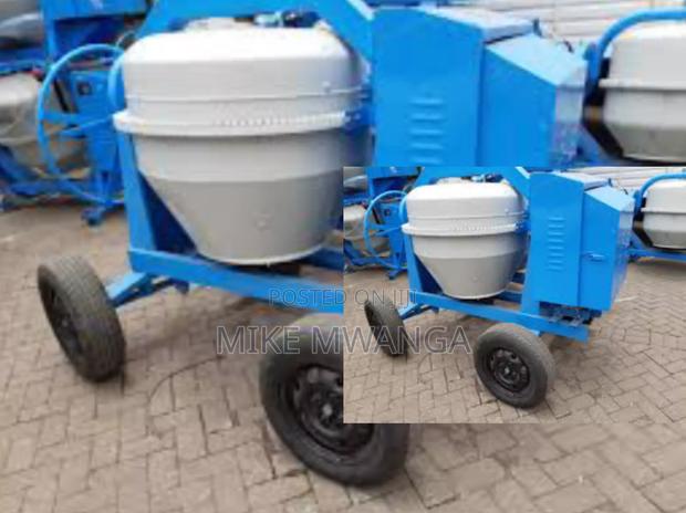 Super Efficient 400l Concrete Mixer - main view