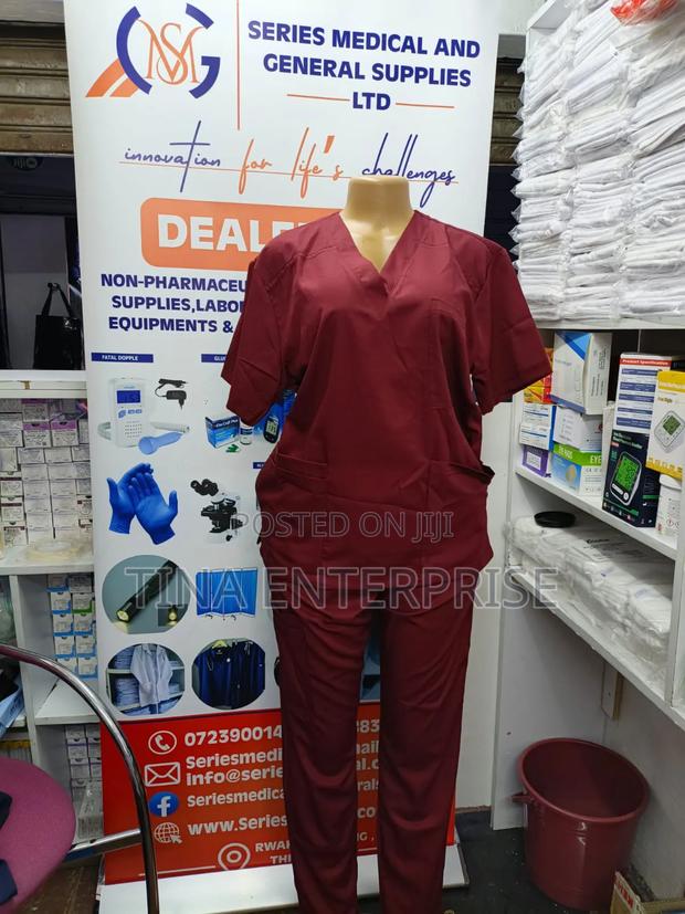 Hospital Scrubs- - thumbnail 6