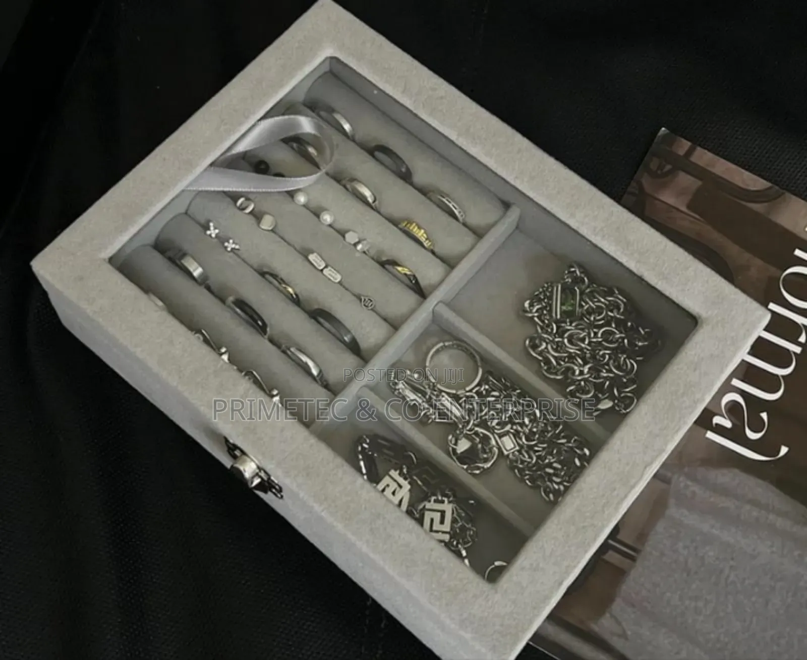 I PCS Jewelry Storage Box