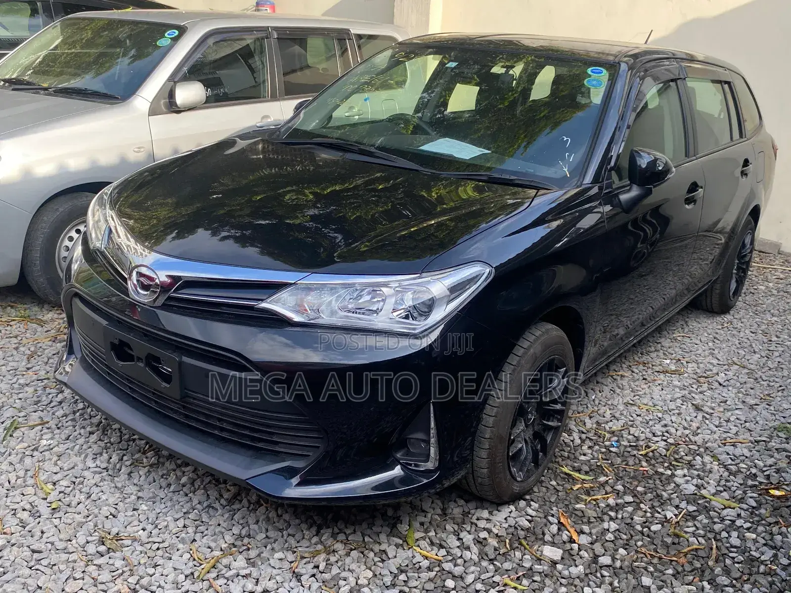 Toyota Corolla Fielder 2018 Black