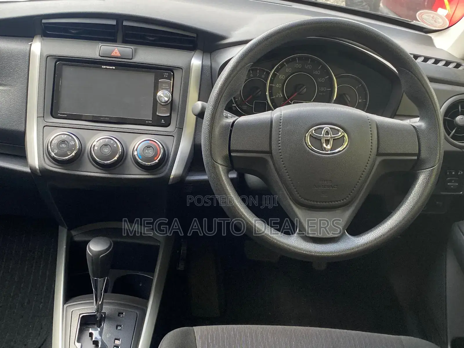 Toyota Corolla Fielder 2018 Black