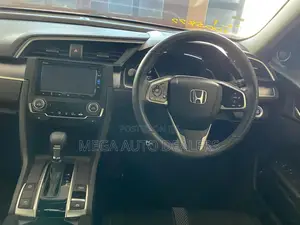 Honda Civic 2018 Red