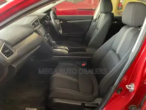 Honda Civic 2018 Red