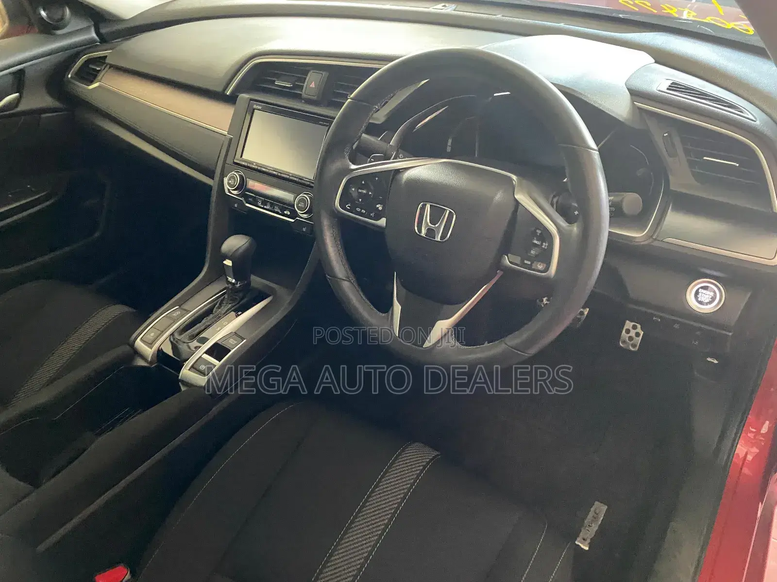 Honda Civic 2018 Red