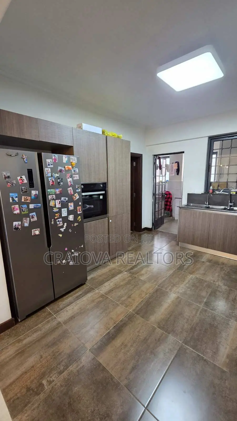 3bdrm Apartment in Parklands/Highridge for sale