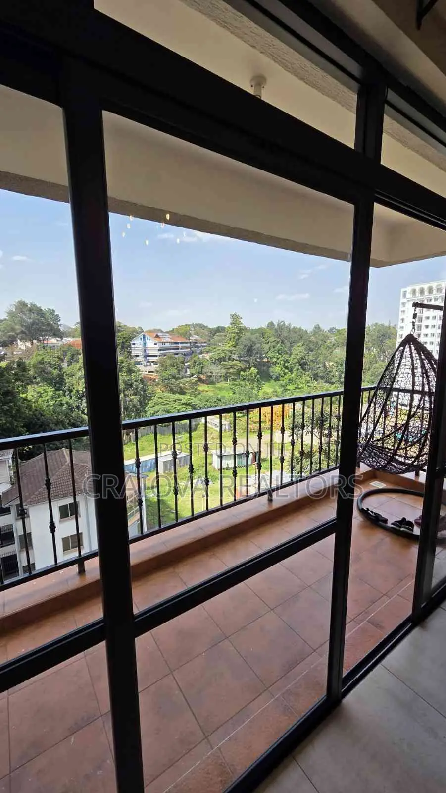 3bdrm Apartment in Parklands/Highridge for sale