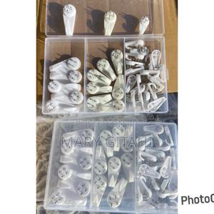 34 Piece Hooks - thumbnail 2