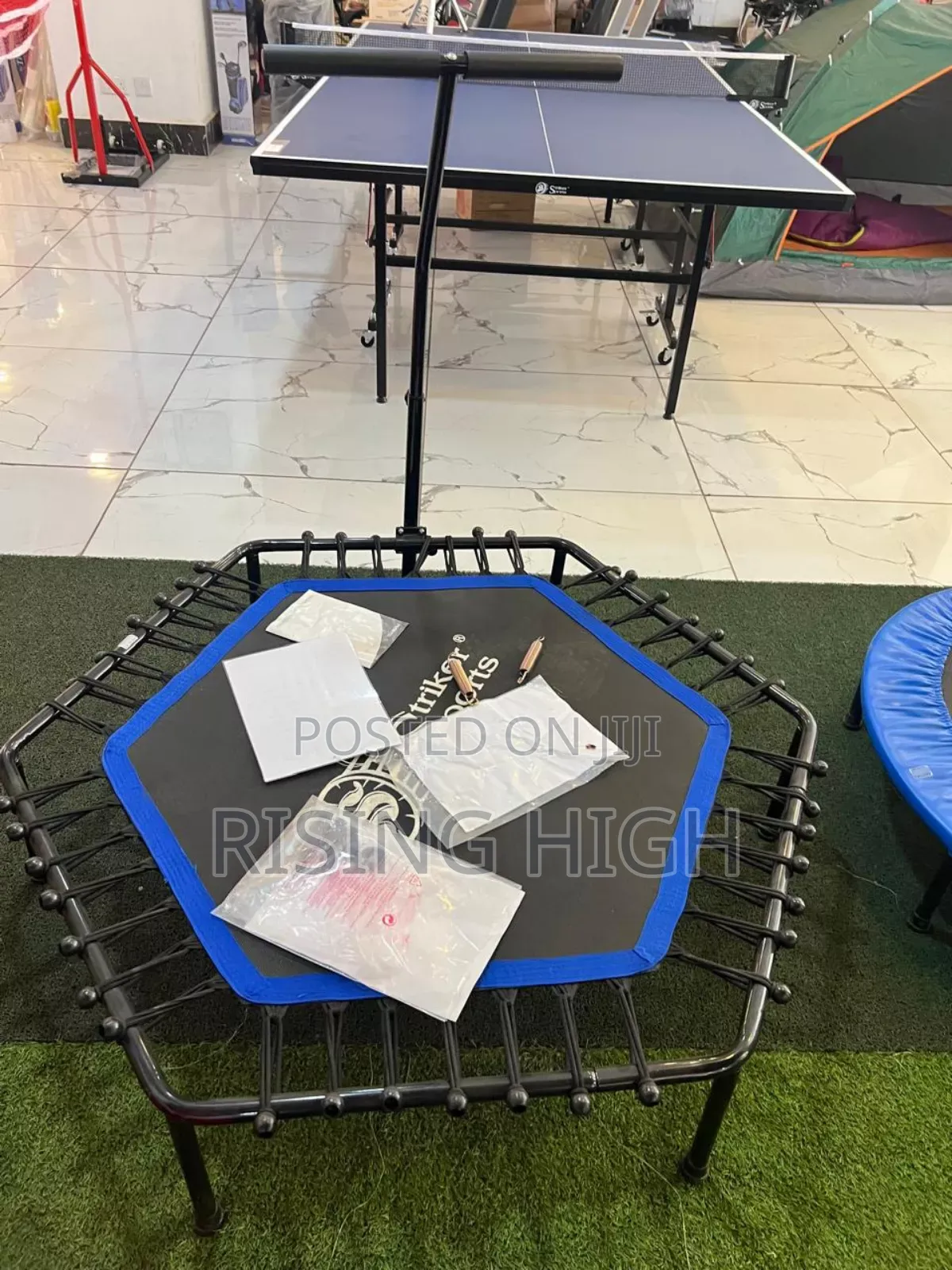 Compact Mini Trampoline With Handle Support