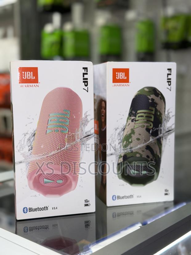 JBL Flip 7 Portable Bluetooth Speaker