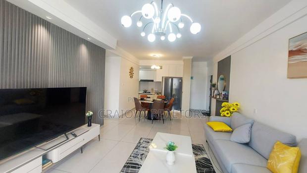 3bdrm Apartment in Gateway Mall Area for sale - thumbnail 9