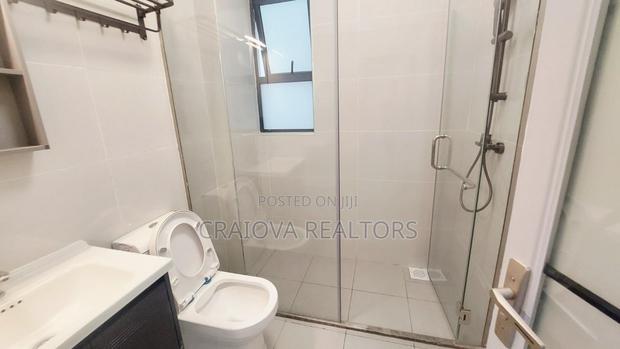 3bdrm Apartment in Gateway Mall Area for sale - thumbnail 14