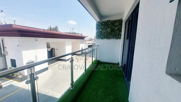 3bdrm Apartment in Gateway Mall Area for sale - thumbnail 12
