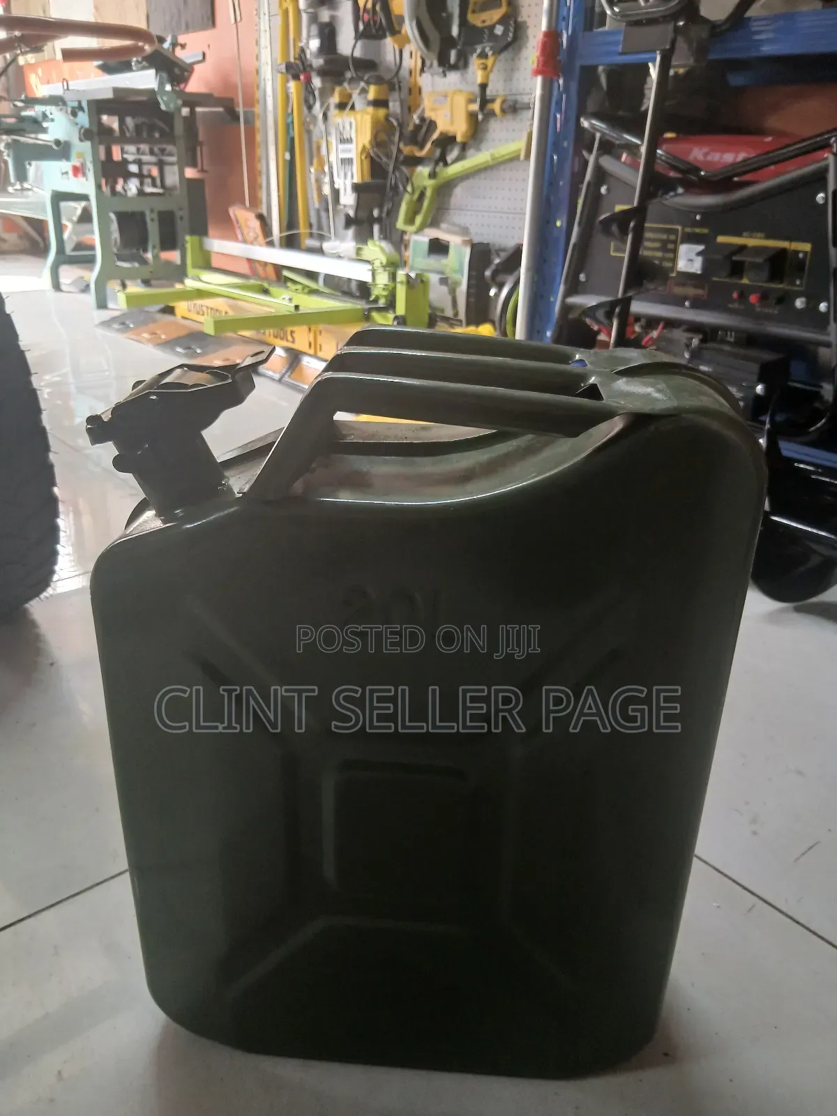 New Gasoline Jerrycan