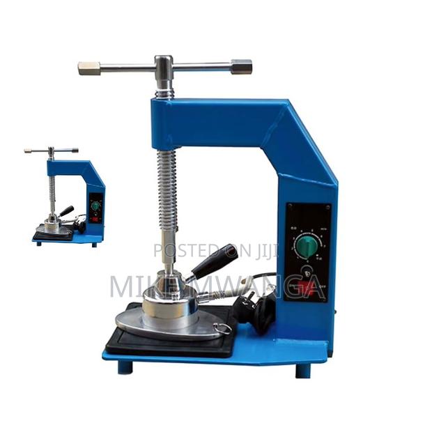 Airtight Tyre Vulcanizing Machine - main view