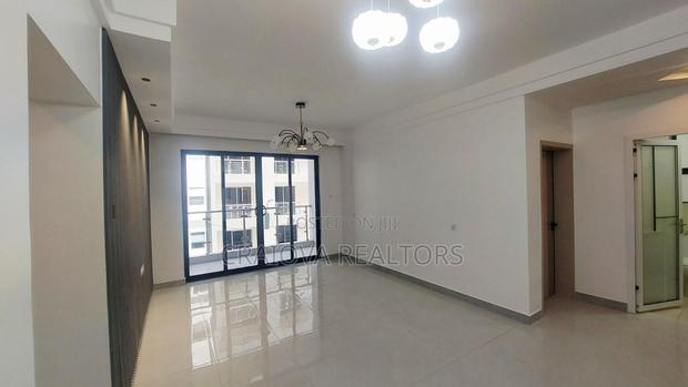 3bdrm Apartment in Gateway Mall Area for sale - thumbnail 6
