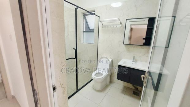 3bdrm Apartment in Gateway Mall Area for sale - thumbnail 11