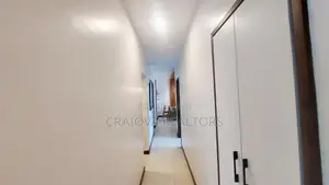 3bdrm Apartment in Gateway Mall Area for sale