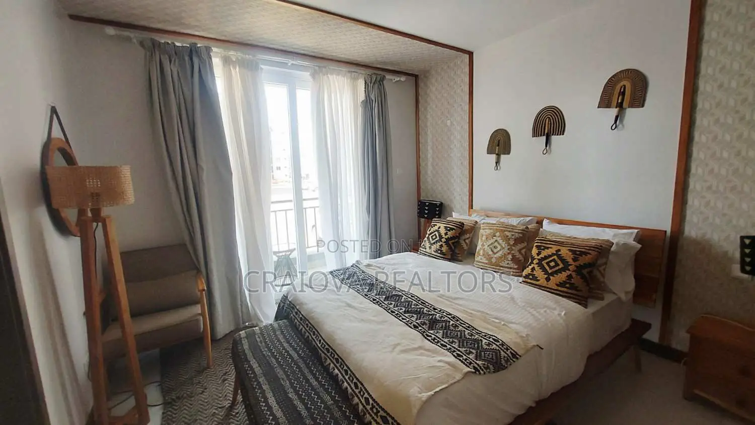 3bdrm Apartment in Gateway Mall Area for sale