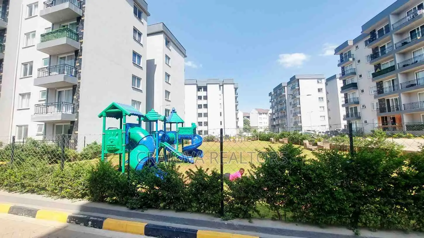 3bdrm Apartment in Gateway Mall Area for sale