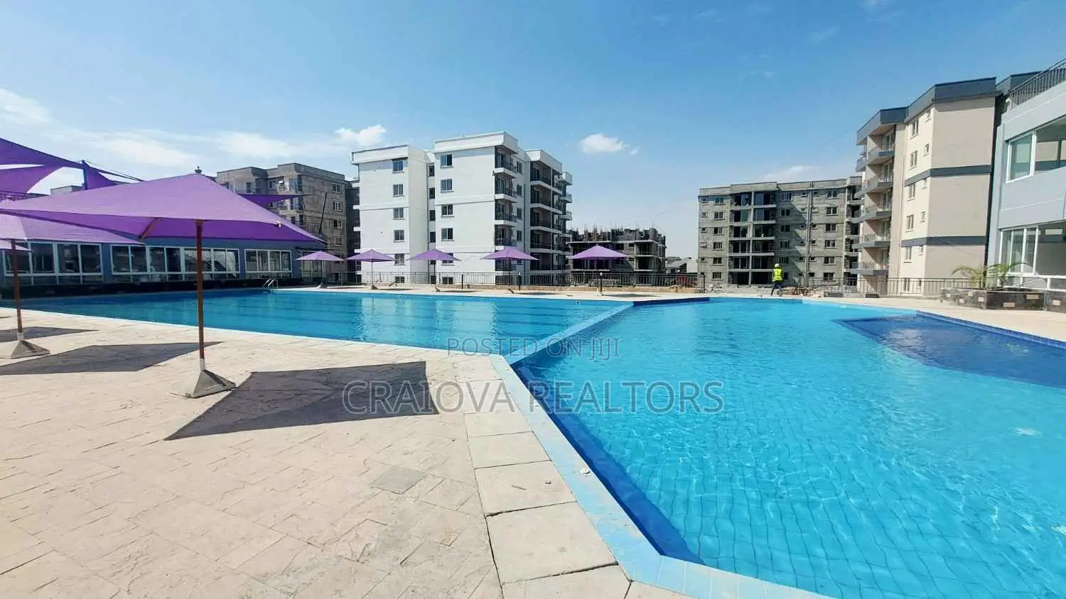 3bdrm Apartment in Gateway Mall Area for sale
