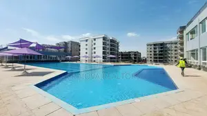 3bdrm Apartment in Gateway Mall Area for sale