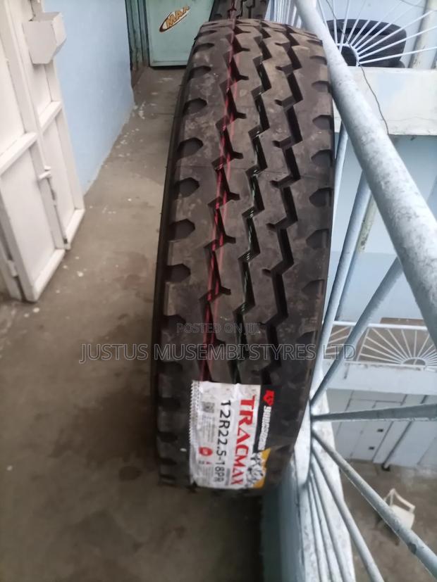 12r22.5 Tracmax Tyres - main view