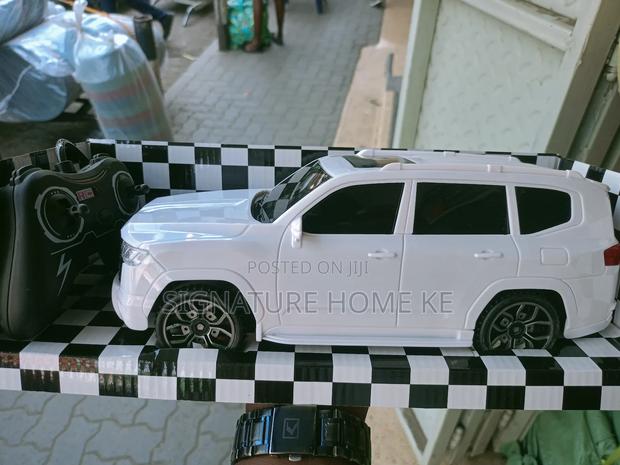 Landcruiser Remote Controlled Toy Car - main view