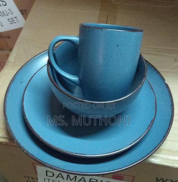 New 24pcs Heavy and High Qaulity Ceramic Dinner Set* - main view