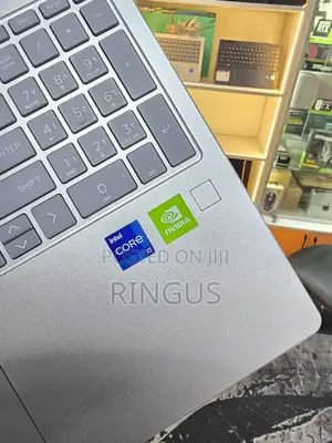 Laptop HP 15-F272wm 16GB Intel Core I7 SSD 512GB