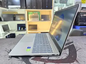 Laptop HP 15-F272wm 16GB Intel Core I7 SSD 512GB