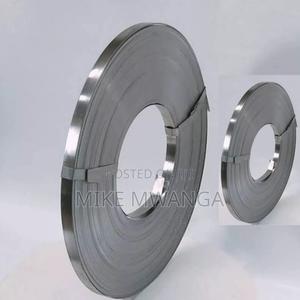 Heavy Duty Hoop Iron - main view