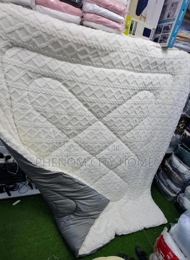 Warm Heavy Sherpa Blanket Available