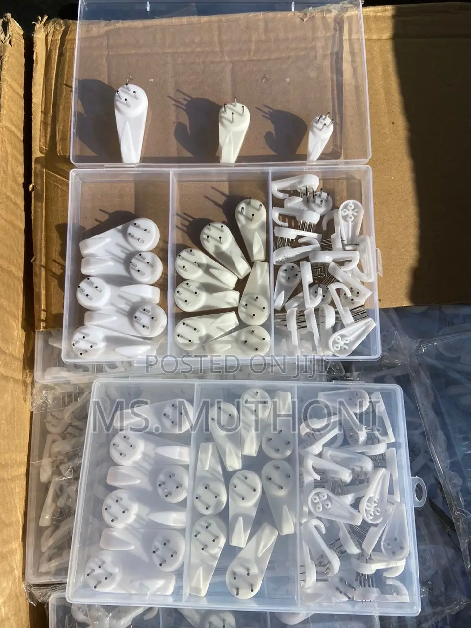 34 Piece Hooks