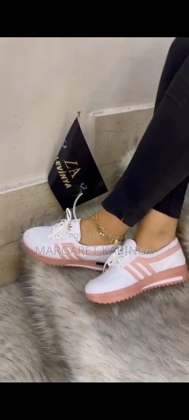 Black Sneakers - thumbnail 5