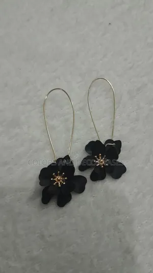 Best Seller Loop Flowered Earings