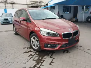 BMW 218i 2018 Red