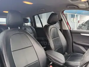 BMW 218i 2018 Red