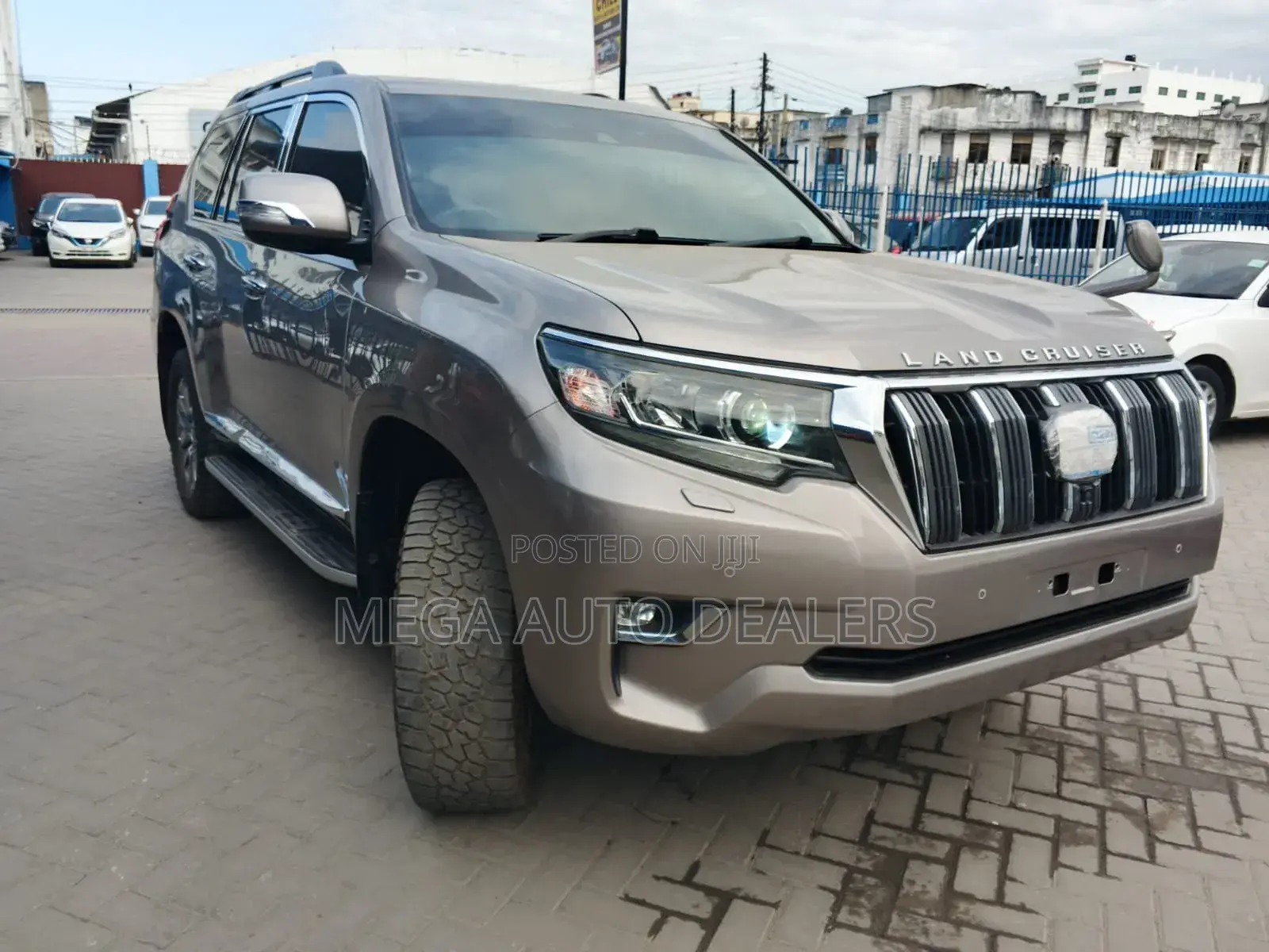 Toyota Land Cruiser Prado 2018 Gray