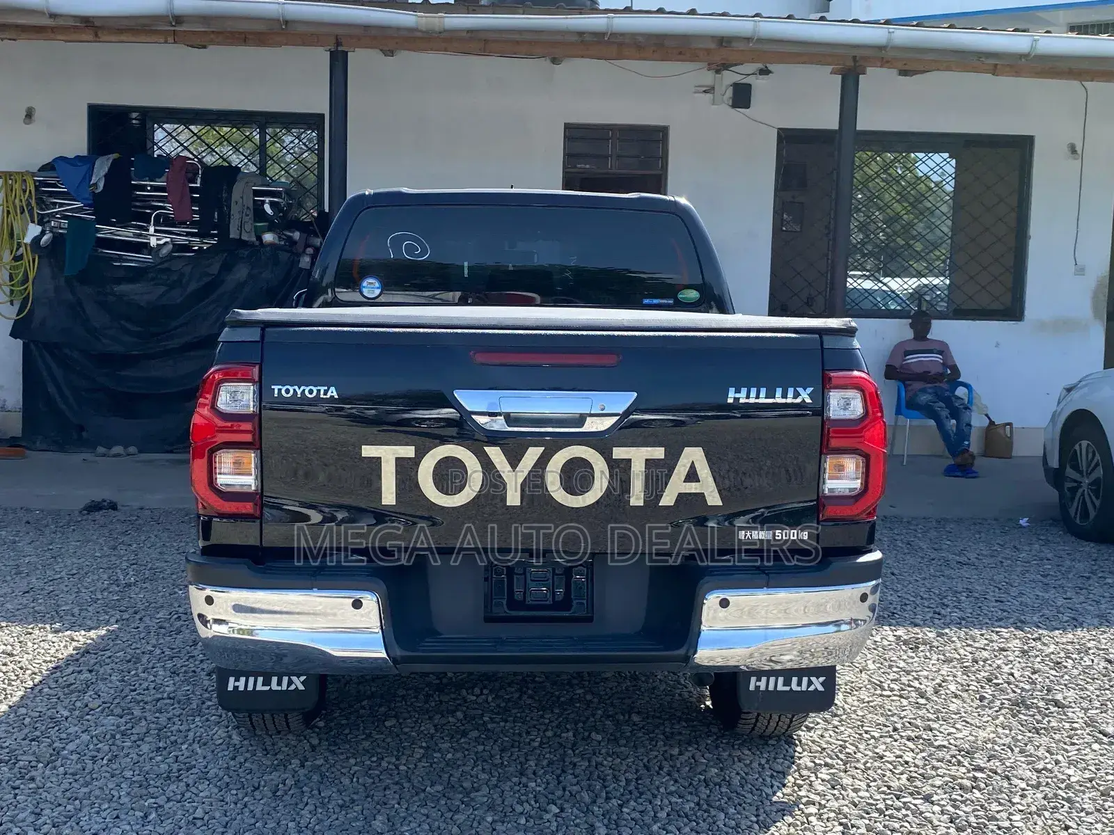 Toyota Hilux 2021 Black