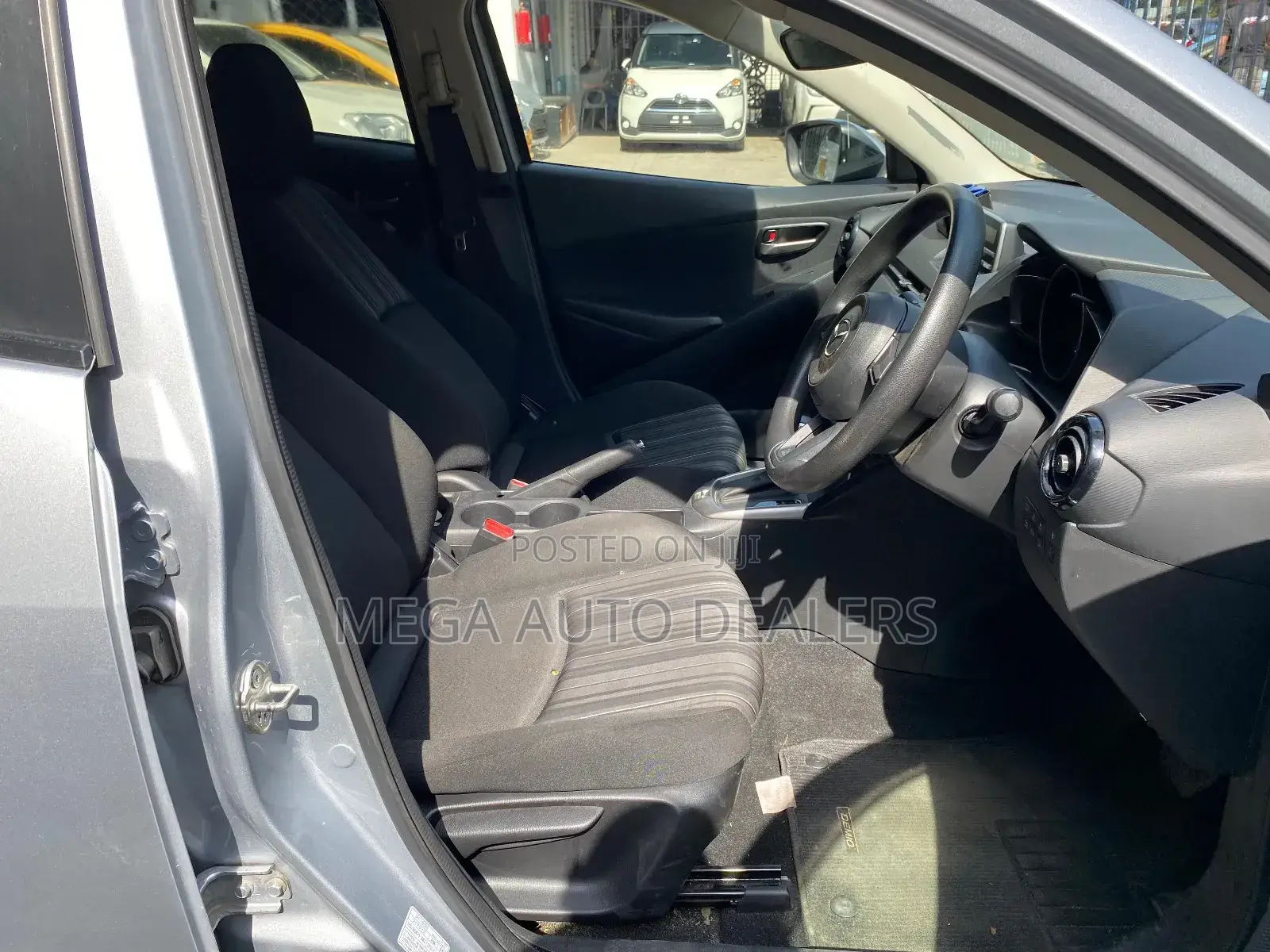Mazda Demio 2018 Gray